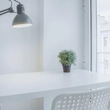 2bed In Central
