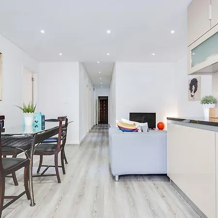 2bed In Central Apartment Lisbon