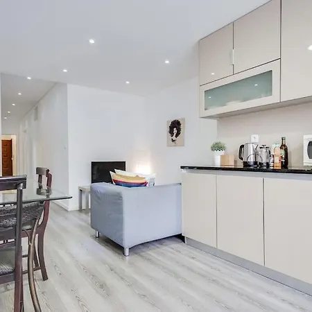 2bed In Central アパート *