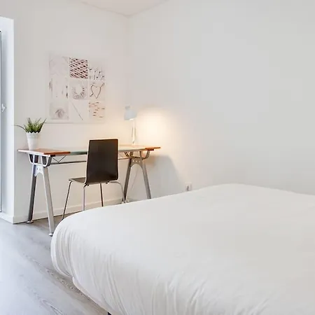 2bed In Central Lejlighed *